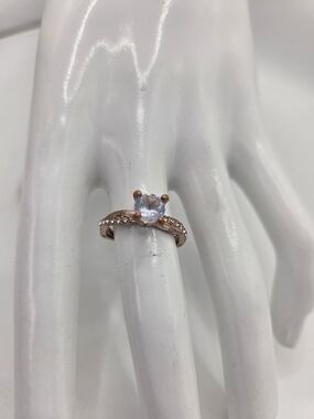 LaMore Designs Rose Gold 1.5ct Swarovski Crystal Solitaire Pavé Band Ring Size 6